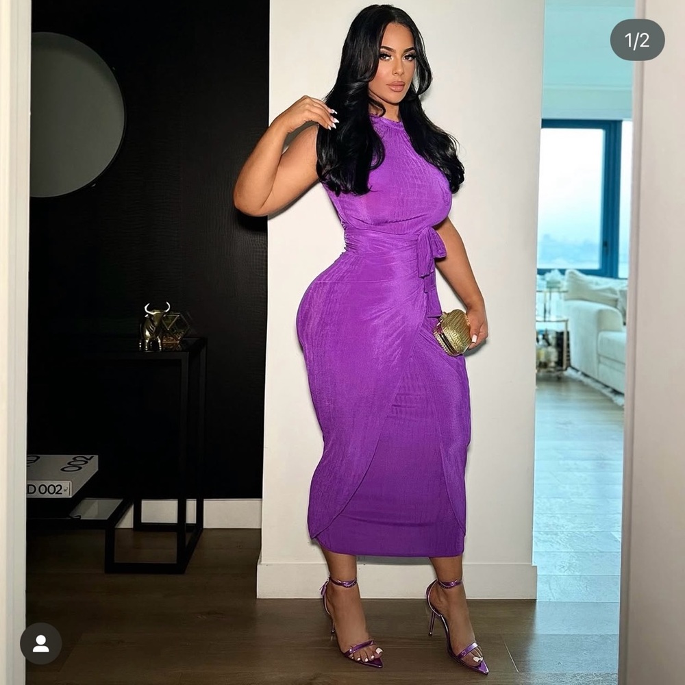 Elegant Purple Sleeveless Dress